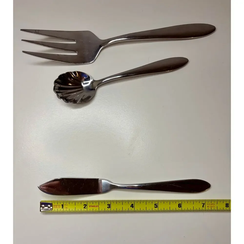 Oneida mooncrest stainless